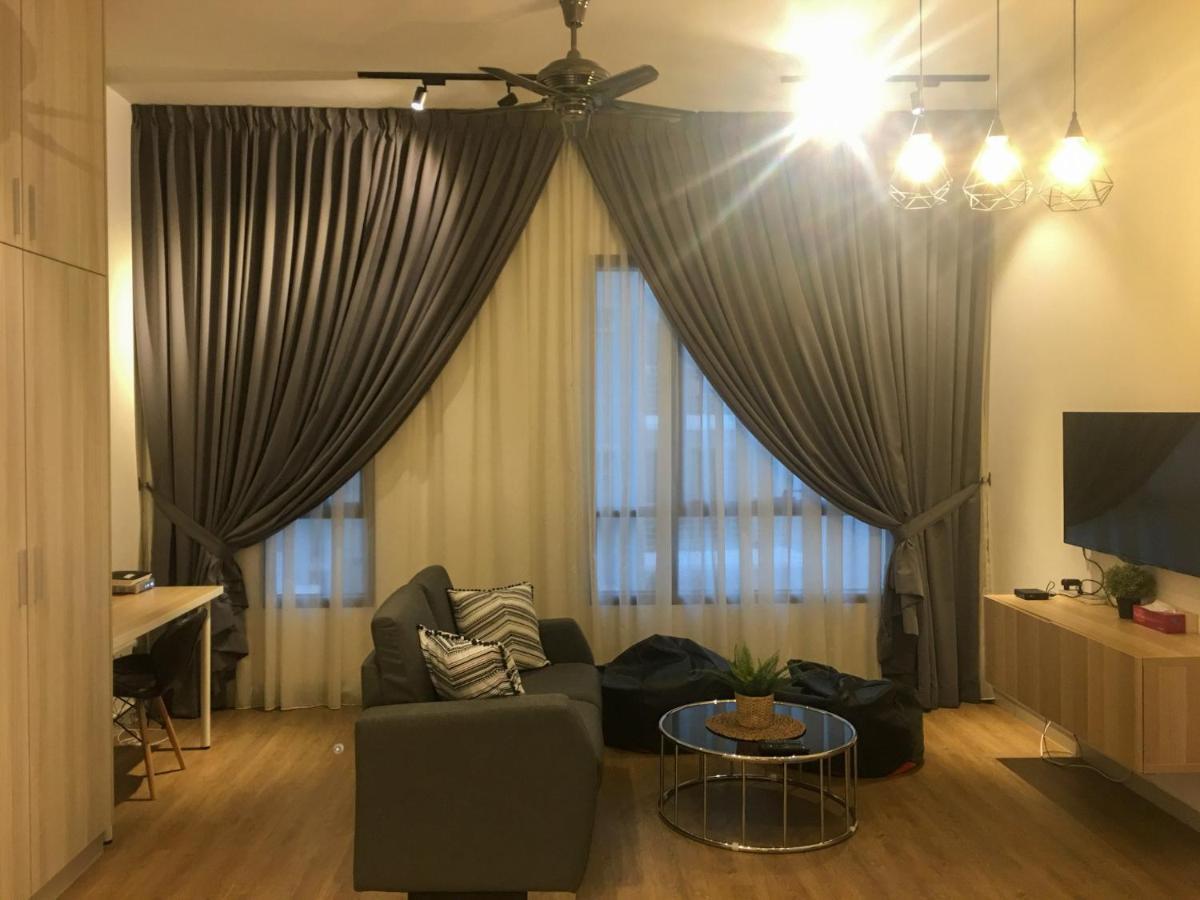 Zayah Homestudio Near Bukit Jalil / Mines Сері-Кембанган Екстер'єр фото