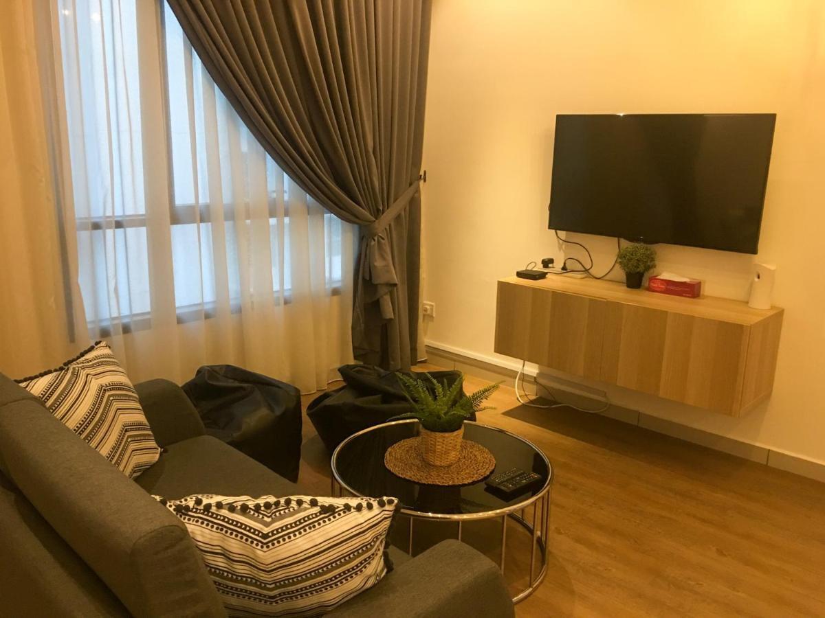 Zayah Homestudio Near Bukit Jalil / Mines Сері-Кембанган Екстер'єр фото