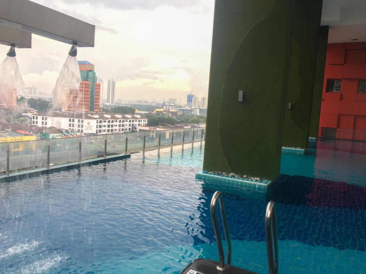Zayah Homestudio Near Bukit Jalil / Mines Сері-Кембанган Екстер'єр фото